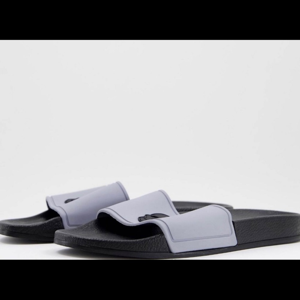 Bolongaro Trevor Monaco Skull Slides / Flip Flops. M 10.5 / W 12, gray / black. - Picture 4 of 4